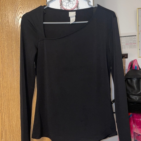 Black long sleeve shirt - Picture 1 of 3